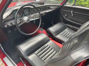 Image 7/12 of Volvo 1800 S (1968)
