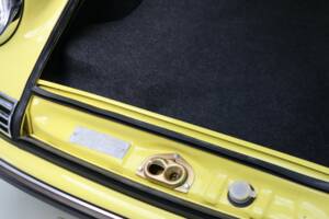 Image 30/50 of Porsche 911 2.2 T (1971)