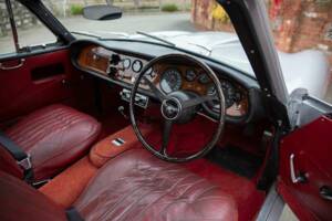 Imagen 2/10 de AC Greyhound (1962)