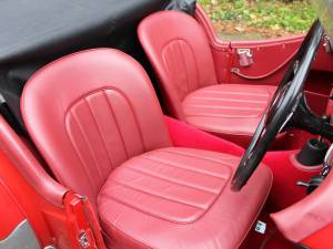 Immagine 10/17 di Triumph TR 2 (1955)