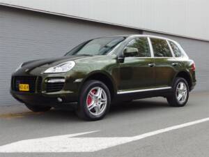 Image 2/99 of Porsche Cayenne Turbo (2007)
