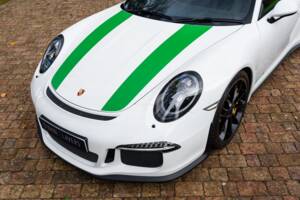 Image 15/42 of Porsche 911 R (2016)