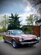 Image 2/12 de FIAT 124 Spider CS2 (1979)