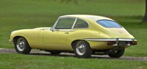 Image 8/50 de Jaguar E-Type (2+2) (1969)