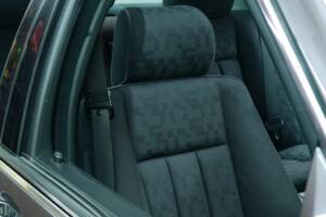 Bild 43/50 von Mercedes-Benz 400 SE (1991)