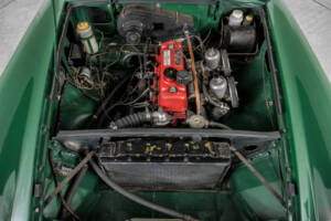 Image 41/50 of MG MGB (1964)