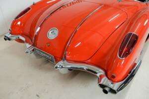 Bild 27/31 von Chevrolet Corvette (1958)