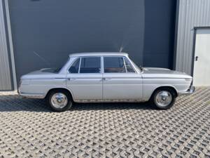 Image 28/30 of BMW 2000 tilux (1968)