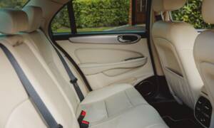 Image 5/48 of Jaguar XJR (2006)