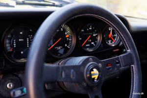 Image 34/42 de Porsche 911 2.7 (1974)