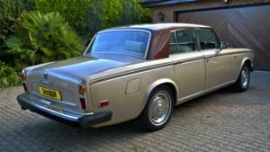 Image 11/50 of Rolls-Royce Silver Shadow II (1977)
