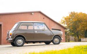 Immagine 8/36 di Innocenti Mini 1001 Export (1972)