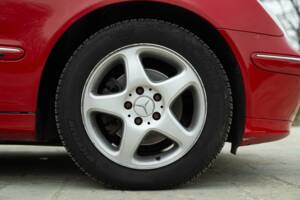 Immagine 18/50 di Mercedes-Benz C 220 CDI T (2003)