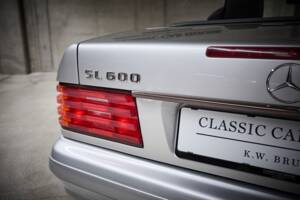 Immagine 49/95 di Mercedes-Benz SL 600 (1998)