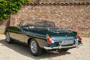 Image 2/50 of MG MGB (1969)