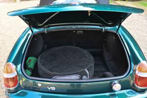 Bild 47/50 von MG RV8 (1995)