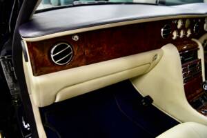 Bild 47/50 von Bentley Arnage T (2005)