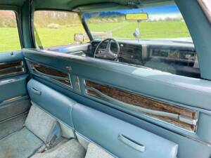 Image 11/26 of Cadillac Fleetwood 60 Special Brougham (1971)