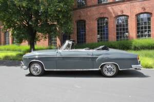 Immagine 3/17 di Mercedes-Benz 220 SE Cabriolet (1960)