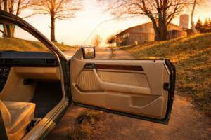 Bild 13/30 von Mercedes-Benz 300 CE-24 (1992)