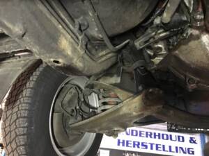 Image 53/91 of Volvo P 144 GL (1972)