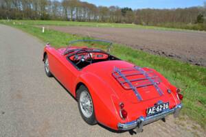 Image 3/4 of MG MGA 1600 (1960)