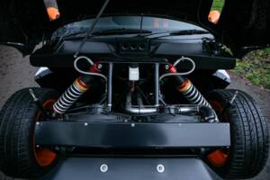 Image 31/50 of Land Rover Range Rover Evoque Milner LRM-1 (2025)