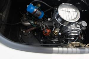 Immagine 40/49 di RCH Replicar Hellas 356 Speedster Sport (1973)