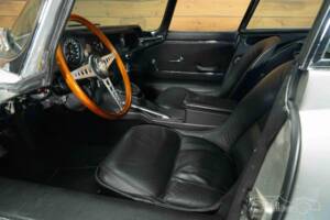 Image 12/19 de Jaguar Type E 3.8 (1964)