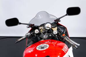 Image 9/49 of Yamaha YZF 600 R6 (1999)