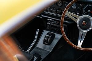 Bild 15/30 von Jaguar E-Type V12 (2+2) (1971)