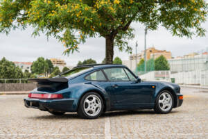 Immagine 6/87 di Porsche 911 Turbo 3.3 (1991)