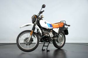 Image 8/50 of BMW R 80 GS (1983)