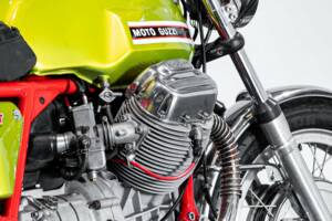 Afbeelding 32/50 van Moto Guzzi DUMMY (1972)