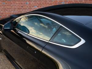 Bild 40/74 von Aston Martin V12 Vantage (2012)