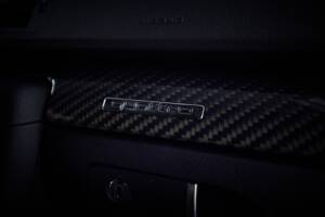 Image 65/95 of Audi RS4 Avant (2006)