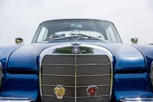 Afbeelding 12/62 van Mercedes-Benz 300 SE (1965)