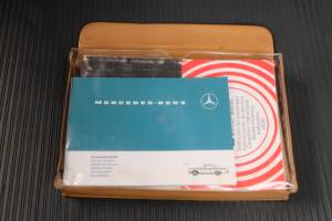Bild 50/50 von Mercedes-Benz 280 SE 3,5 (1971)