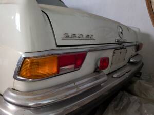 Afbeelding 3/6 van Mercedes-Benz 280 SE (1970)