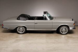 Image 9/45 of Mercedes-Benz 250 SE (1967)