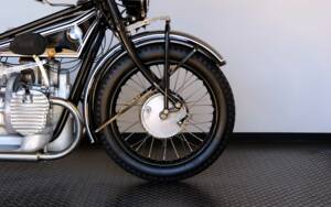 Image 2/88 of BMW R 62 (1929)