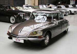 Bild 2/32 von Citroën DS 23 Pallas IE (1973)