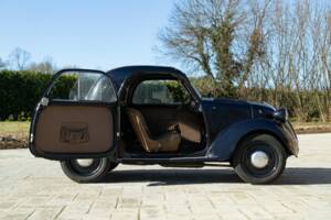 Image 6/50 de FIAT 500 B Topolino (1948)