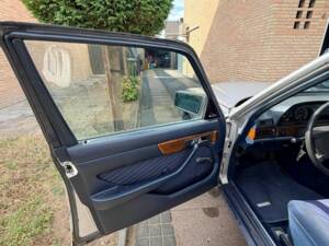 Imagen 7/8 de Mercedes-Benz 280 S (1982)