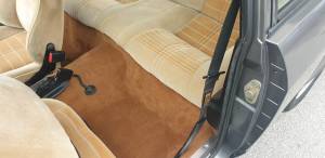 Image 18/30 of Alfa Romeo GTV 6 2.5 (1981)
