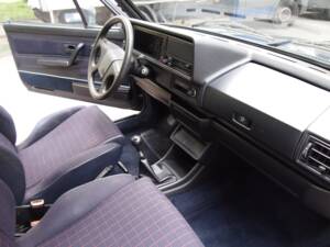 Image 89/148 of Volkswagen Golf Mk I Convertible 1.6 (1988)