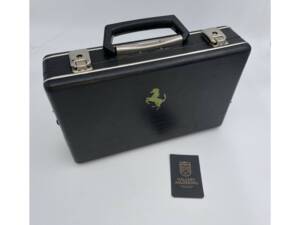 Image 17/50 of Ferrari 365 GTB/4 Daytona (1973)