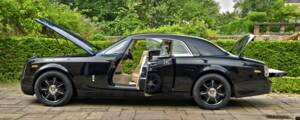 Immagine 22/50 di Rolls-Royce Phantom Coupé (2010)