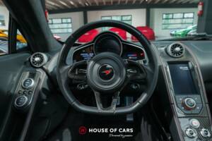 Immagine 18/25 di McLaren 650S Spider (2015)