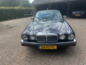 Imagen 3/8 de Daimler Double Six (1991)